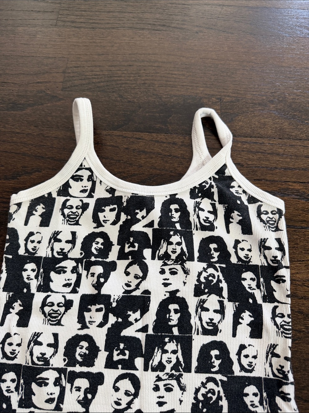 Edikted Womens Black & White Graphic Face Tank Top Size Small - Picture 2 of 5